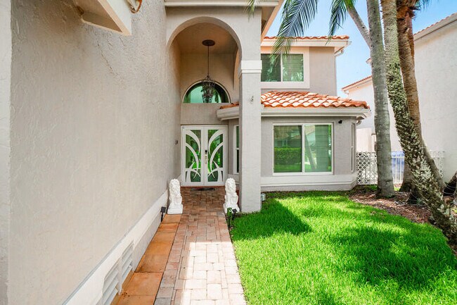 Building Photo - 10330 Buena Ventura Dr