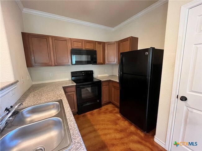 Building Photo - 14107 Veneto Dr