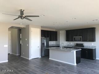 Foto del edificio - 9814 E Axle Ave