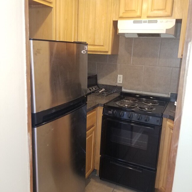 Foto del edificio - 1846 S 12th St