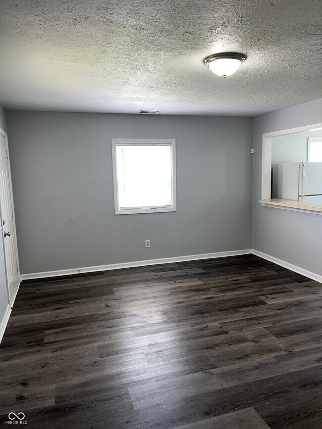 Foto del edificio - 2226 N Kenyon St