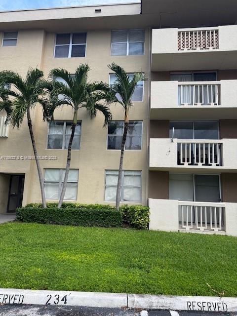 Building Photo - 1800 Sans Souci Blvd