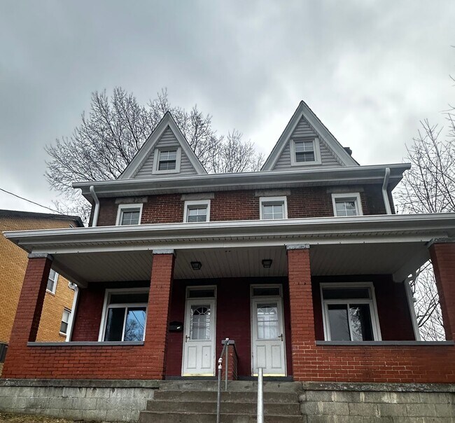 Foto del edificio - 117-119 Copperfield Ave