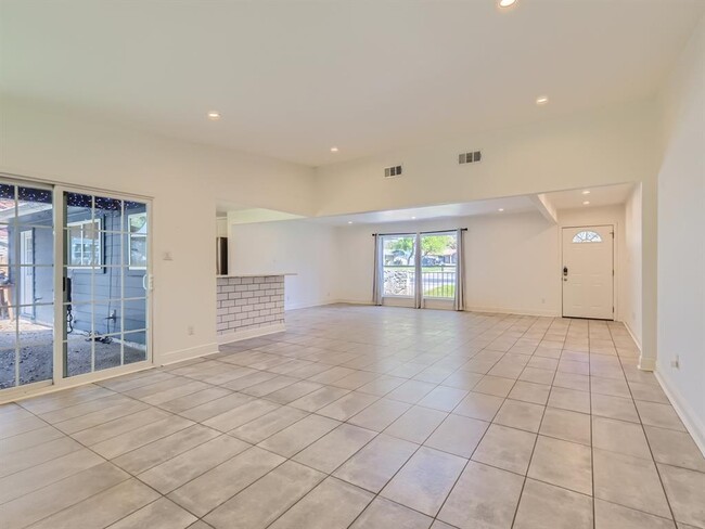 Building Photo - 1317 Mearns Meadow Blvd
