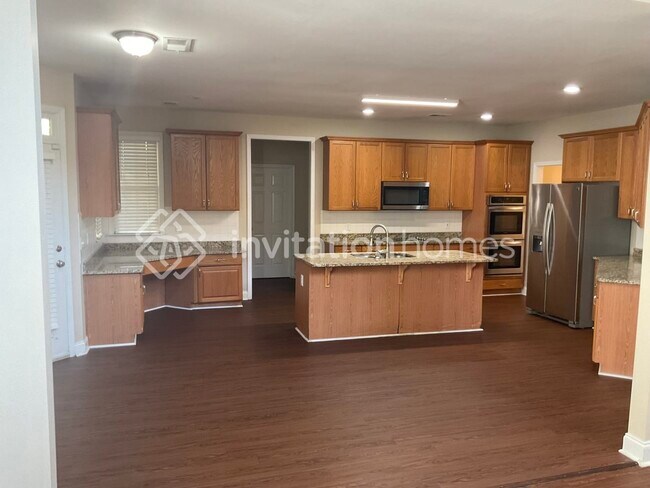 Foto del edificio - 255 Lawrence Pl