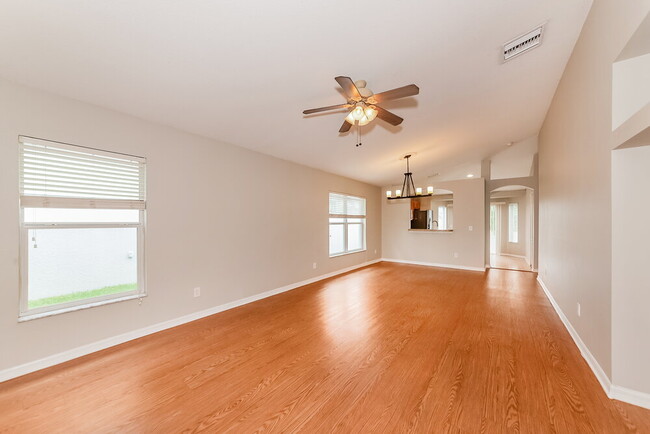 Building Photo - 1135 Seminole Sky Dr