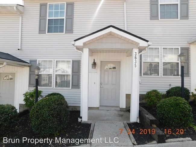 Building Photo - 3635 Starview Way