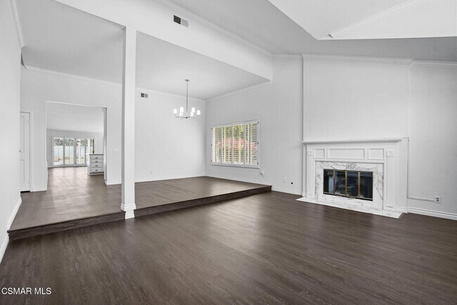 Building Photo - 1142 Earlham Ct