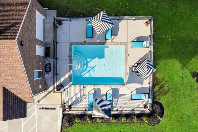 Foto del edificio - Clearsky Townhomes