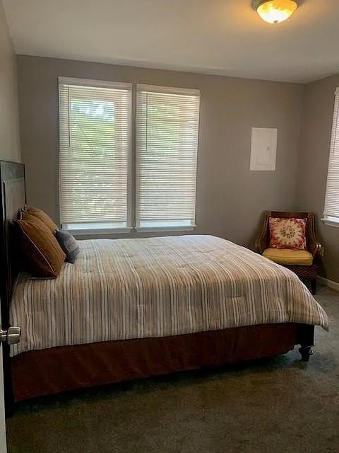 Foto del edificio - 701 N Madeira St