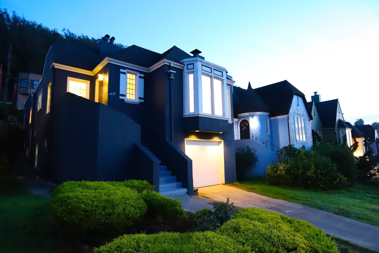 Foto principal - Miraloma Park: Spacious Single Family Home...
