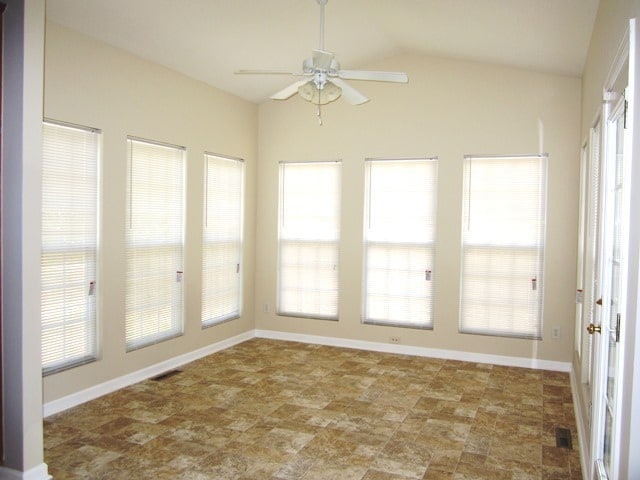 Building Photo - 4 Bed, 2.5 Bath home in cul-de-sac with ma...