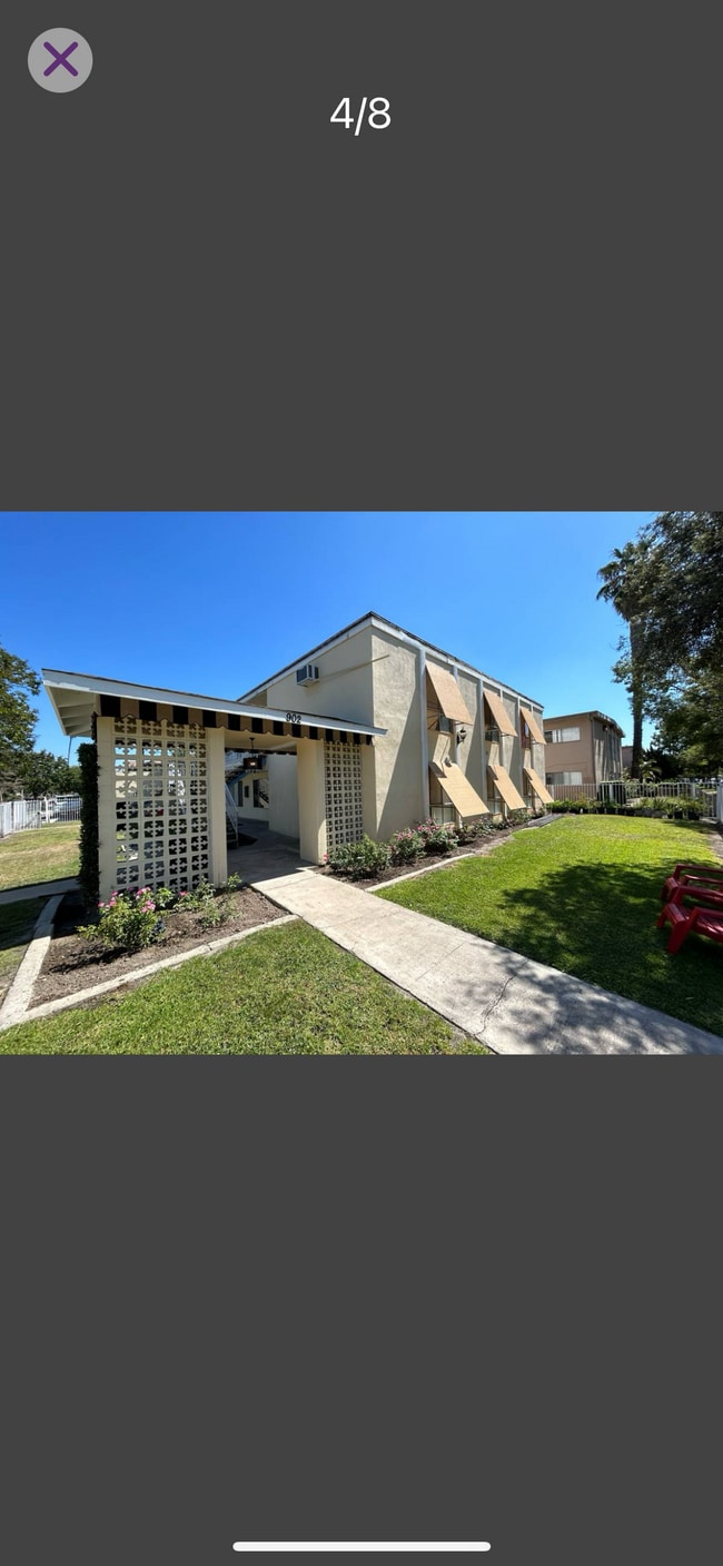 Photo - 902 S Citron St Apartment