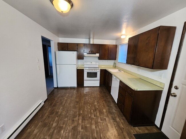 Building Photo - 2500 Howard Ave