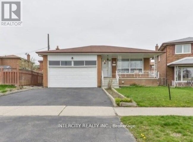 Building Photo - 167 Silverstone Dr