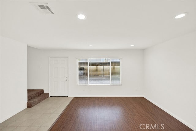 Building Photo - 980 E Mission Ave