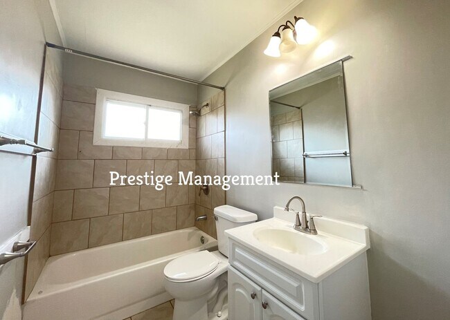 Building Photo - Updated 3 bedroom Section 8 Welcome