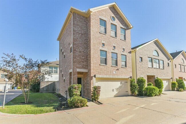 Foto del edificio - 11307 Main Holly Dr