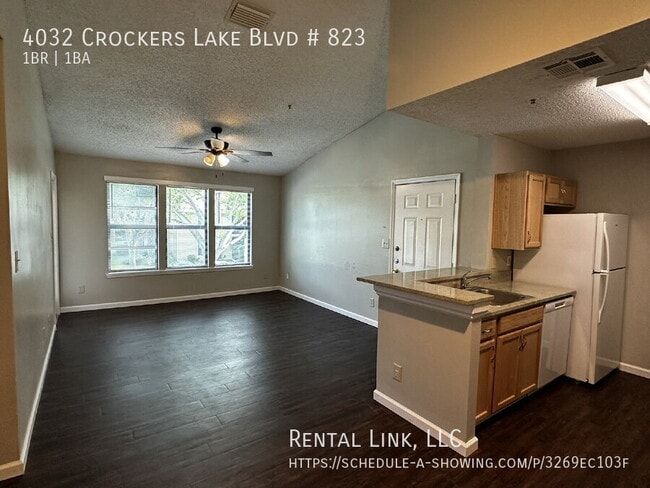 Building Photo - 4032 Crockers Lake Blvd