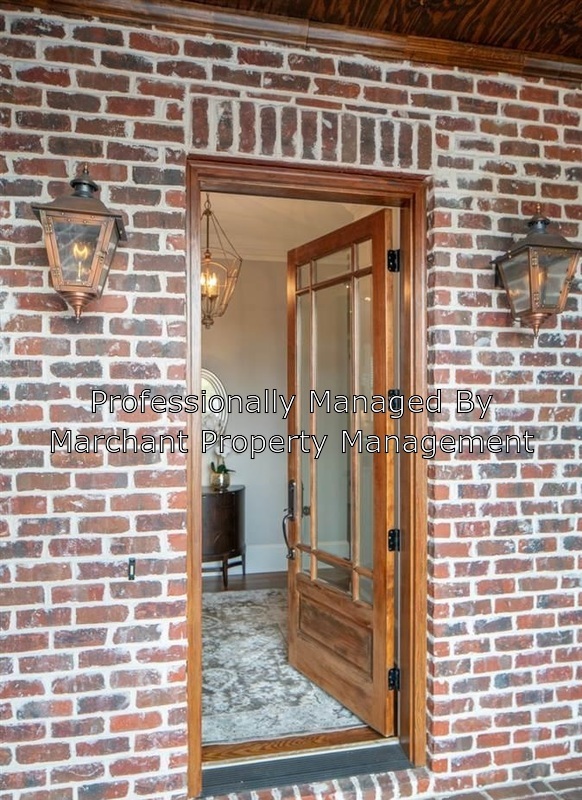 Foto del edificio - 707 E McBee Ave