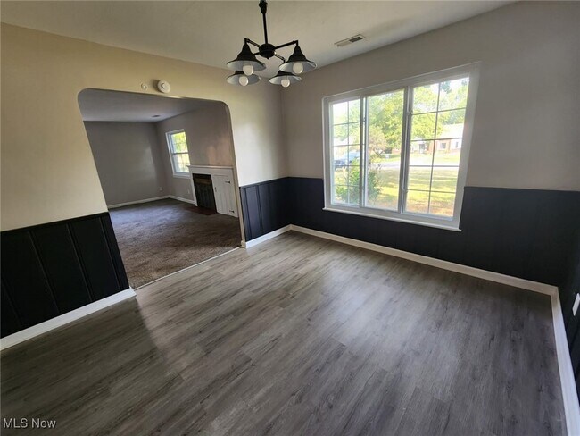 Foto del edificio - 4020 Lancaster Rd