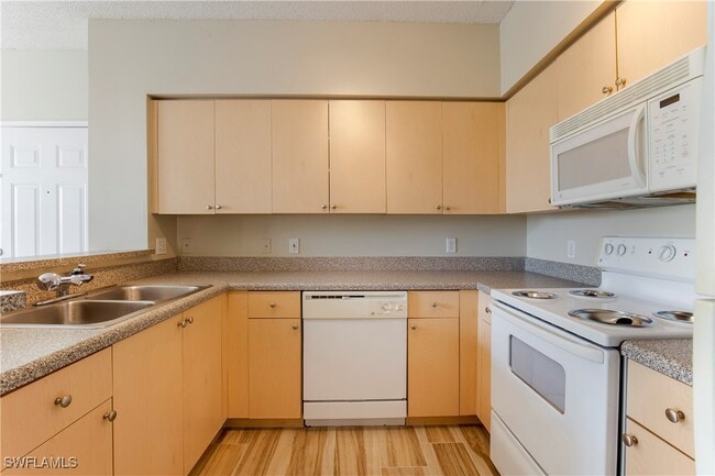 Building Photo - 1190 Reserve Way