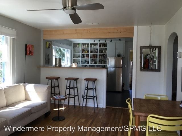 Foto del edificio - 2 br, 1 bath House - 2610 Regan Ave