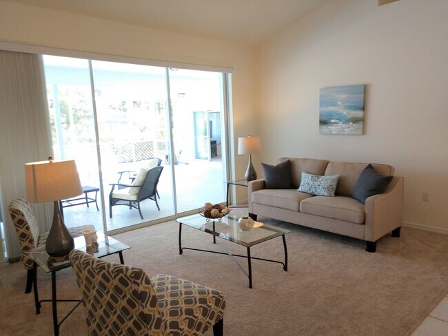 Foto del edificio - Seasonal Short-Term Private Pool Home with...