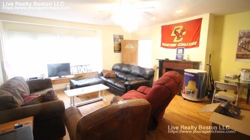 Primary Photo - 39 Sutherland Rd