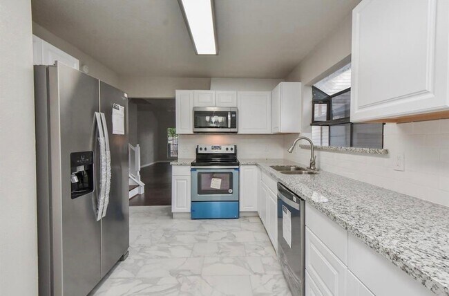 Foto del edificio - 7726 Springville Dr