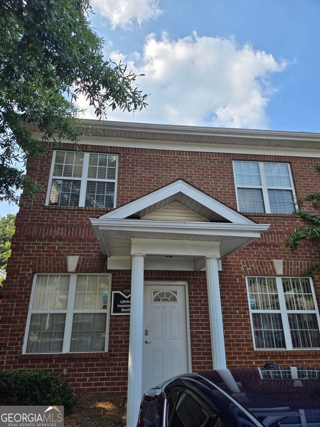 Building Photo - 3883 Rogers Bridge Rd
