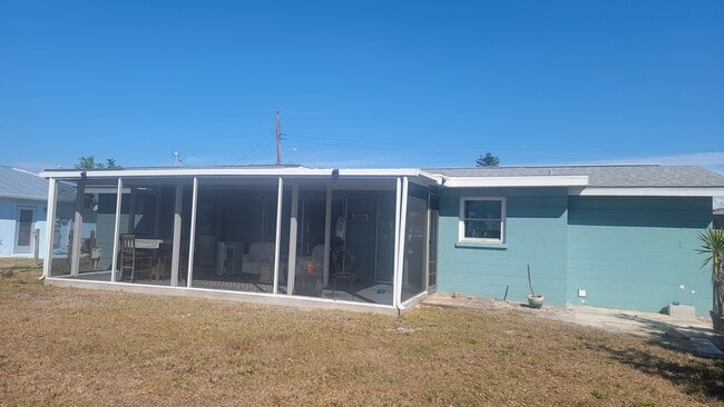 Building Photo - 125 Cambridge Dr NW