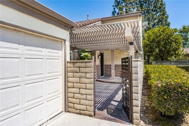 Building Photo - 5554 E Vista Del Rio