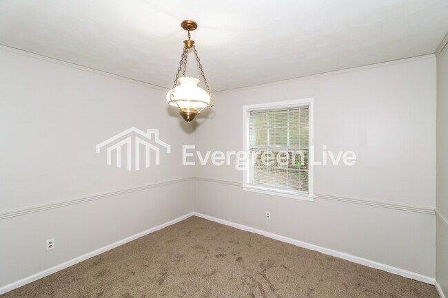 Building Photo - 5013 Knight Arnold Rd