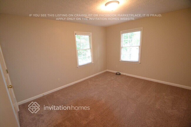 Foto del edificio - 3375 Dogwood Dr