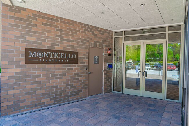 Foto del edificio - CALL TO BOOK! Monticello - 1 Bedroom for R...
