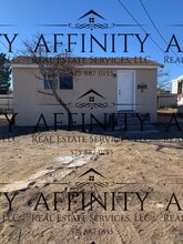 Building Photo - 2610 Mountain View Dr