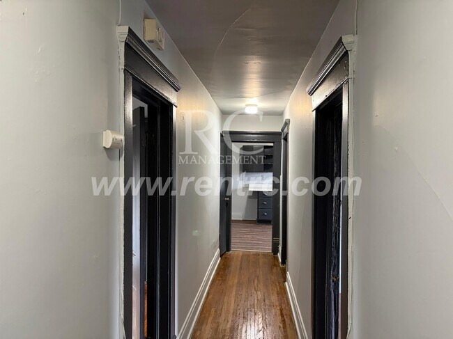 Foto del edificio - 1602-2 Main-