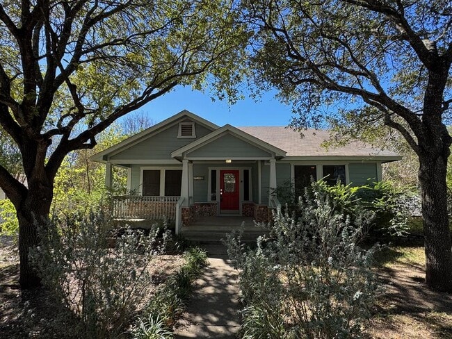 Foto del edificio - 5733 Hartson