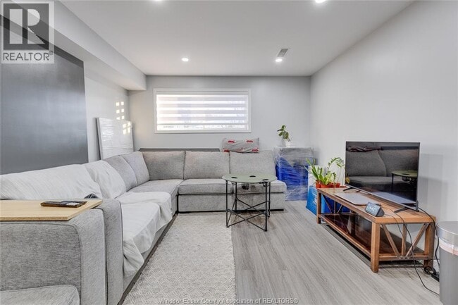 Photo du bâtiment - 12726 Horwood Crescent