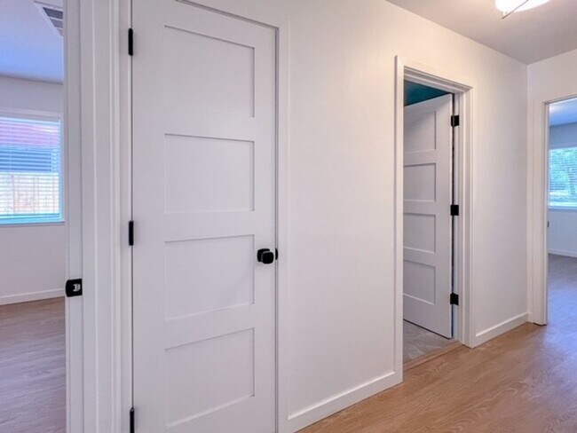 Building Photo - Beautifully Remodeled Three Bedroom Home