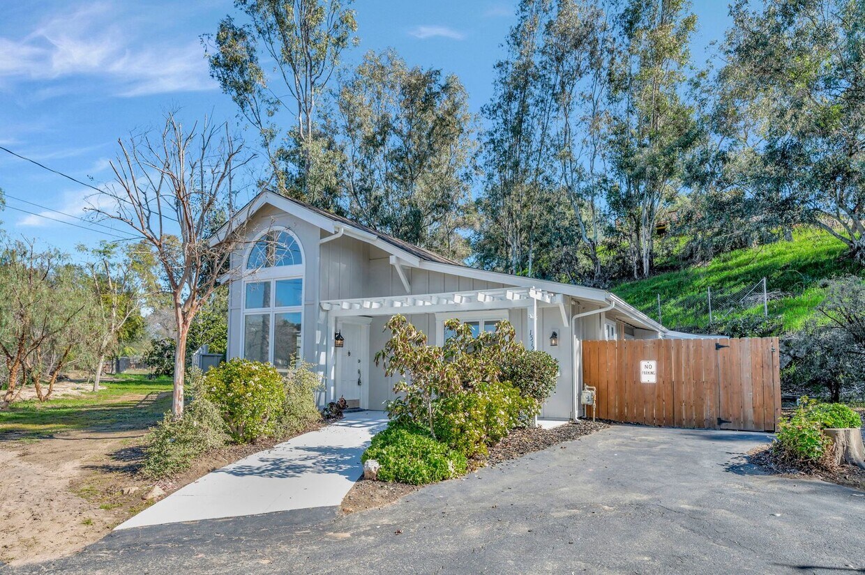 Primary Photo - One-of-a-Kind Home in Fallbrook