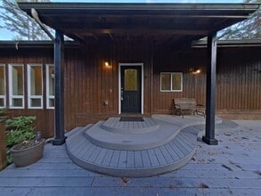 Building Photo - 24235 Columbine Dr