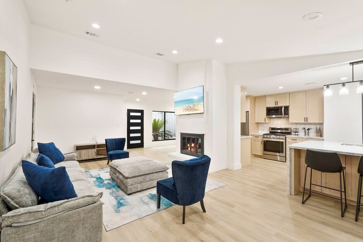 Foto principal - 3327 Freshmeadows Dr