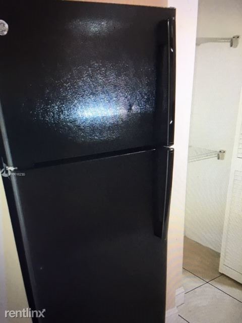 Foto del edificio - 3 br, 2 bath  - Valencia Towers