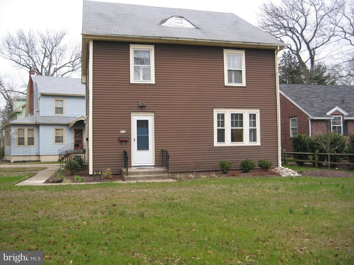 629 Grove St, Haddonfield, NJ 08033 House Rental in Haddonfield, NJ
