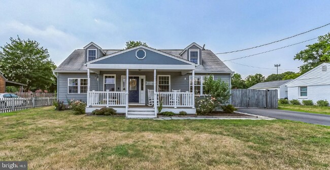 Foto del edificio - 14710 Featherstone Rd