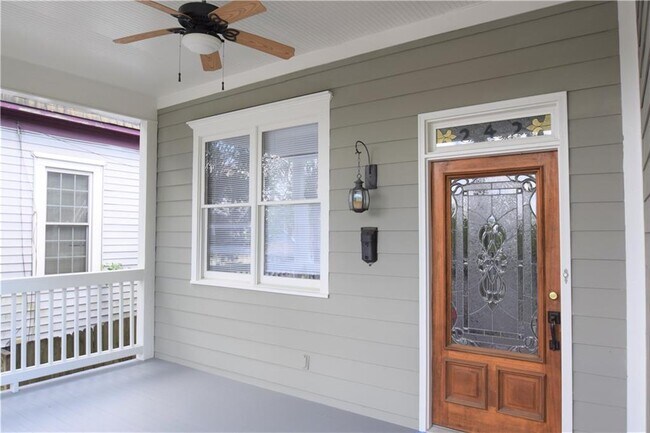 Foto del edificio - 242 Dodd Ave SW