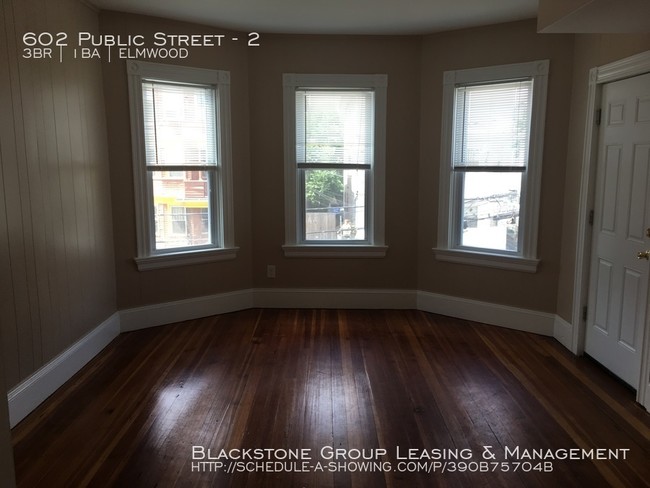 Building Photo - 602 Public Street