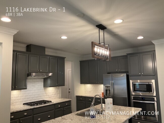 Foto del edificio - 1116 Lakebrink Dr